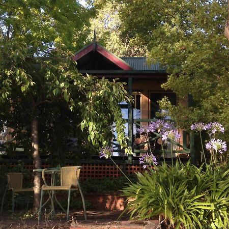 Willowlake Cottages Howqua Bagian luar foto