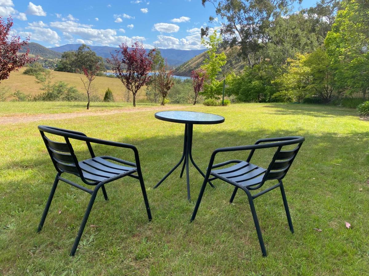 Willowlake Cottages Howqua Bagian luar foto