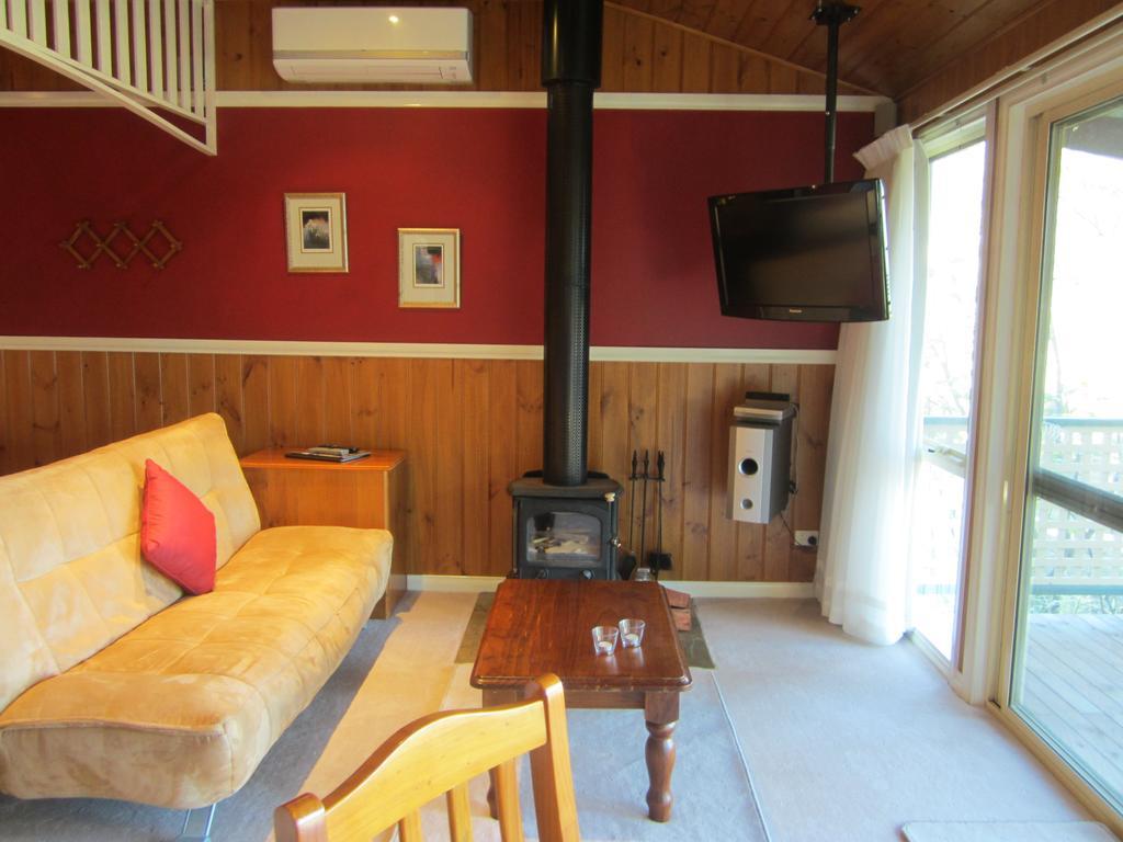 Willowlake Cottages Howqua Bagian luar foto