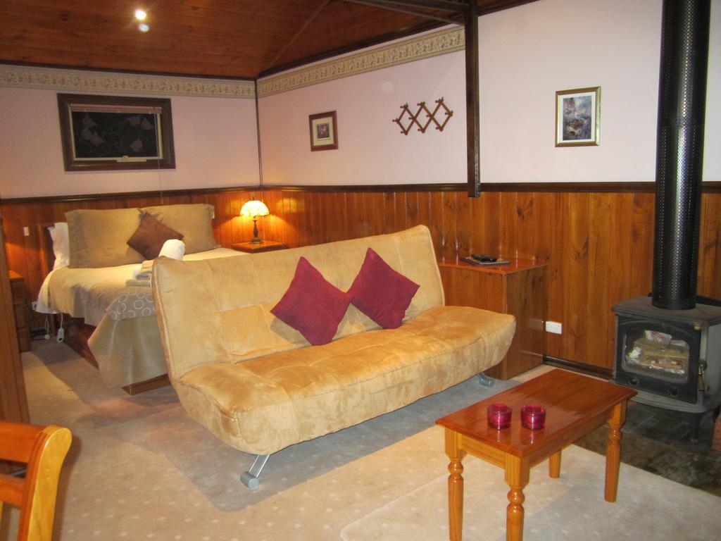 Willowlake Cottages Howqua Bagian luar foto