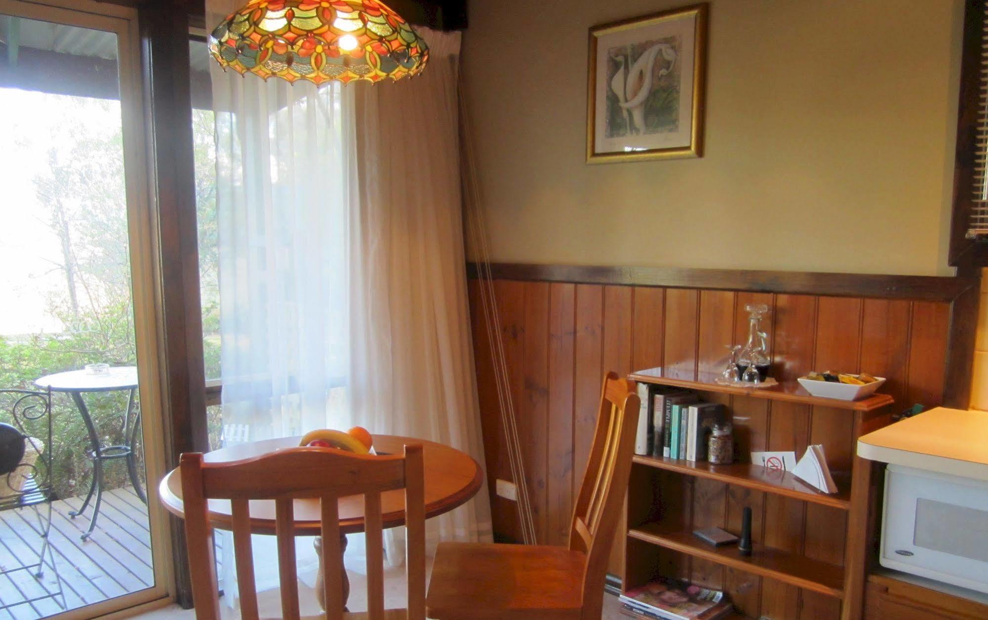 Willowlake Cottages Howqua Bagian luar foto