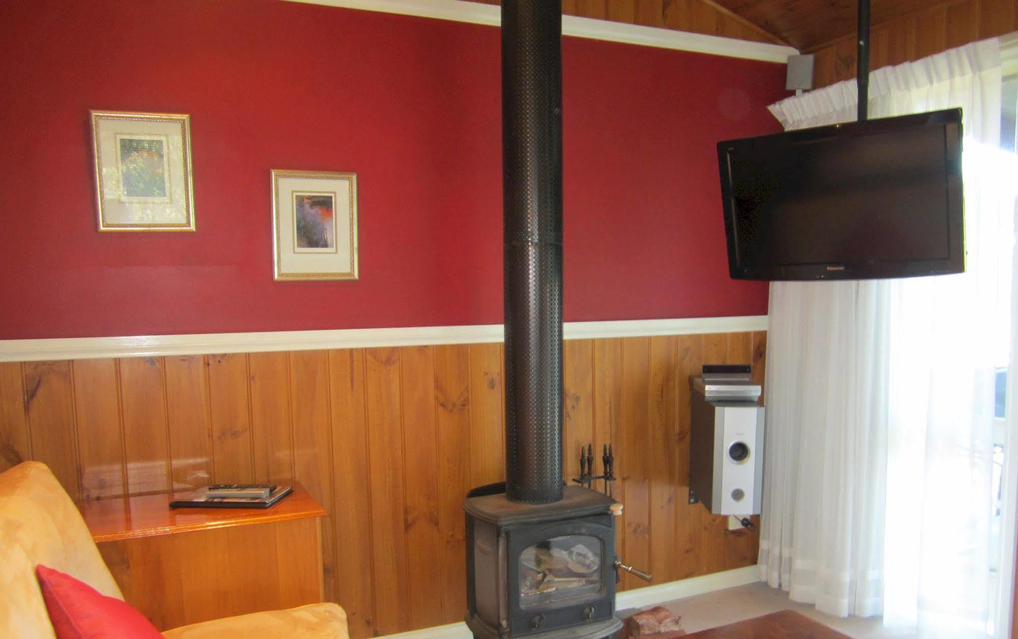 Willowlake Cottages Howqua Bagian luar foto