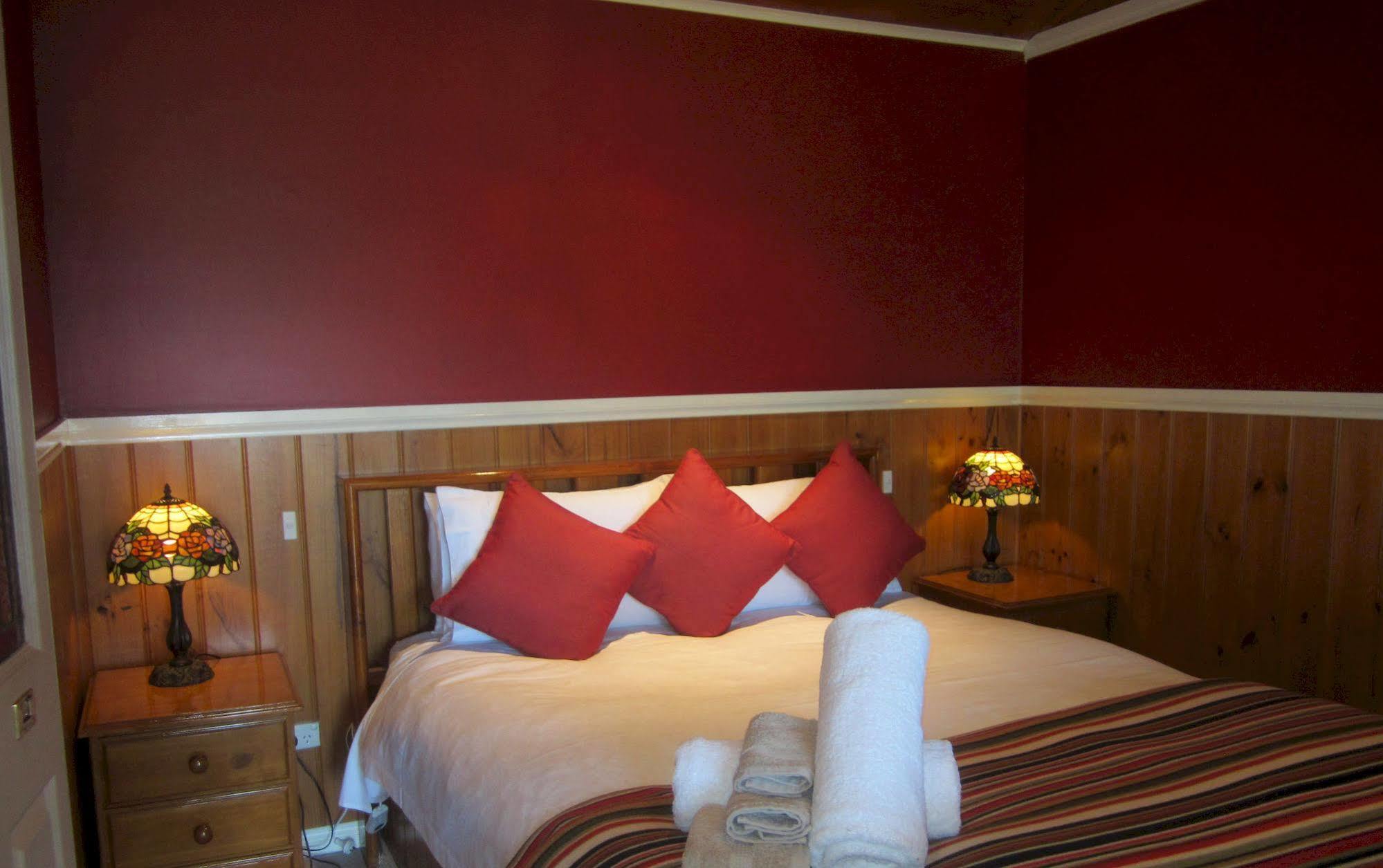 Willowlake Cottages Howqua Bagian luar foto